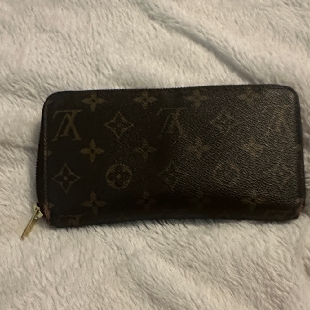 Louis Vuitton Black and Brown Wallet - Picture 3 of 7